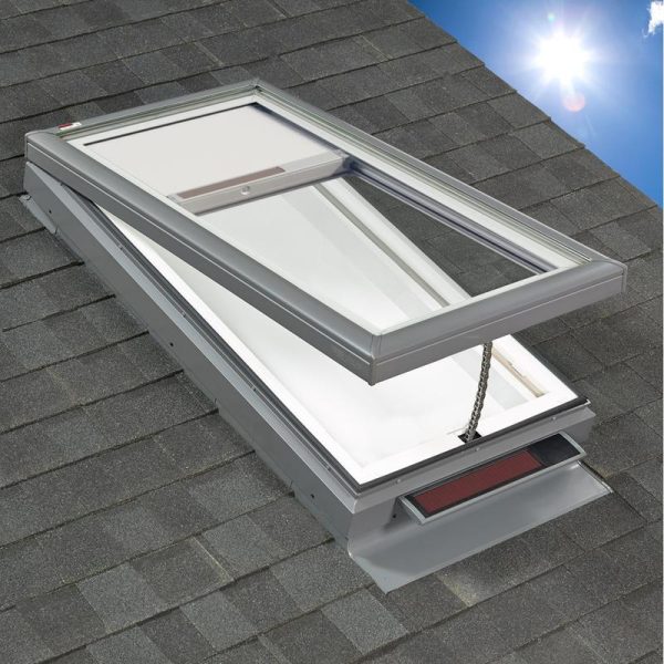 Velux VCS 2246 Solar Venting Curb Mount Skylight with Solar Room Darkening Shade White - Image 2