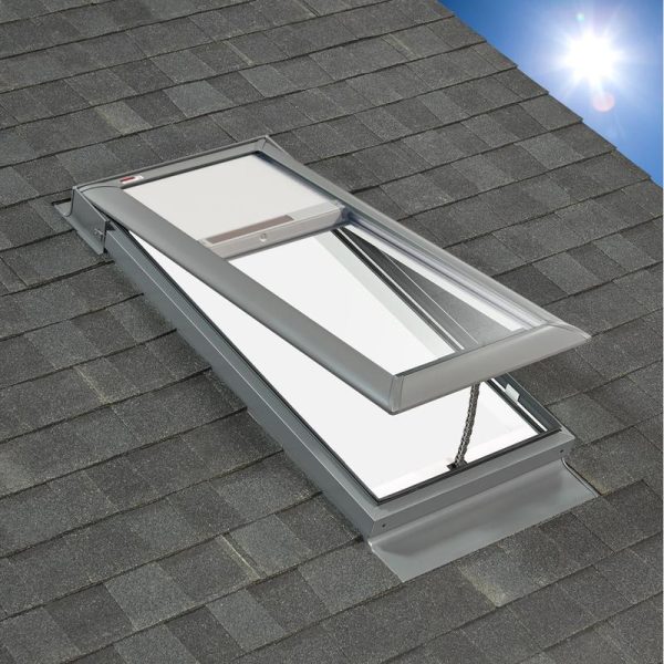 Velux VS M08 Manual Venting Deck Mount Skylight with Solar Room Darkening Shade White - Image 2